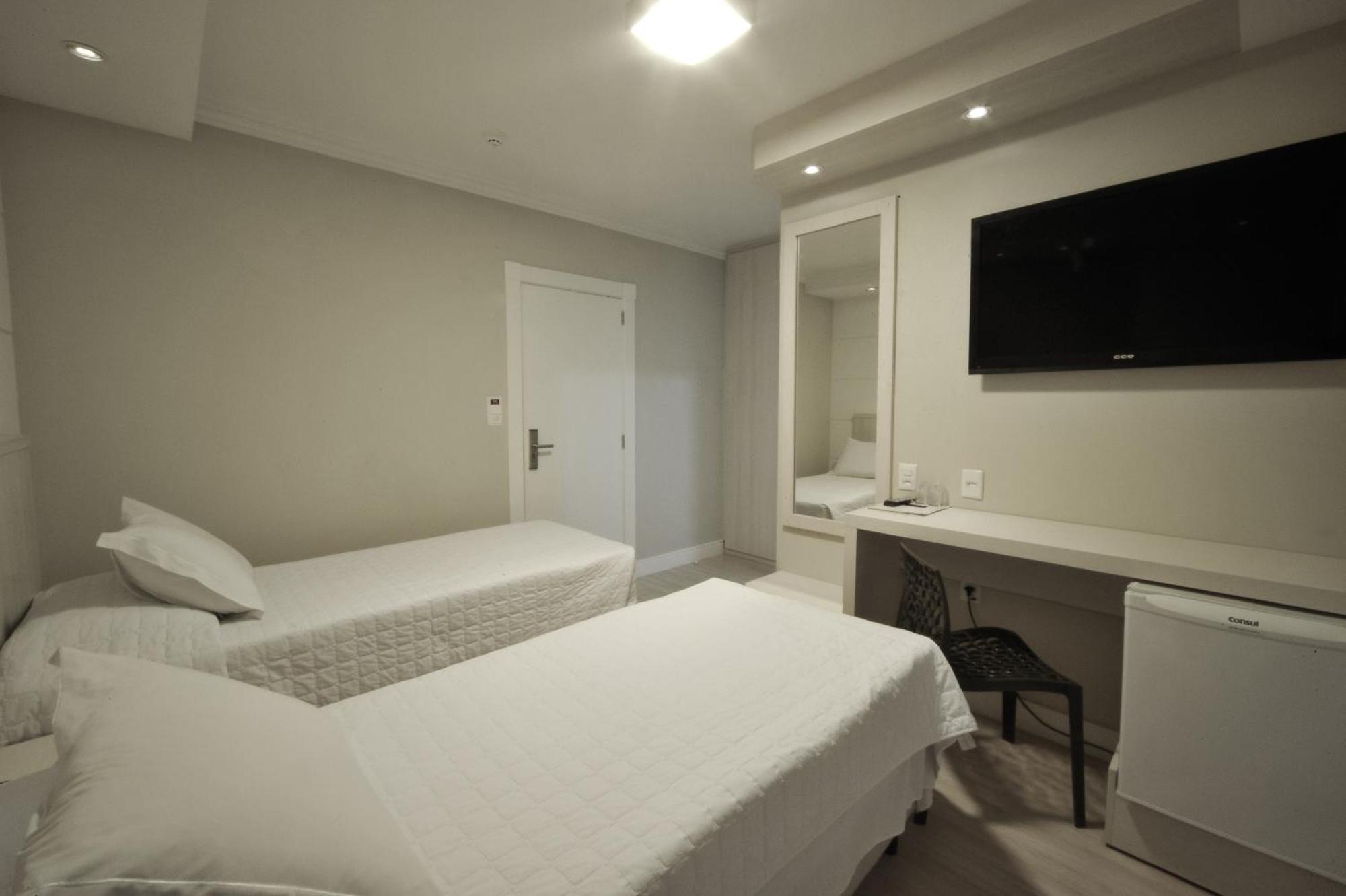 Hotel Marimar The Place บัลเนอาริโอ กังโบริว ภายนอก รูปภาพ