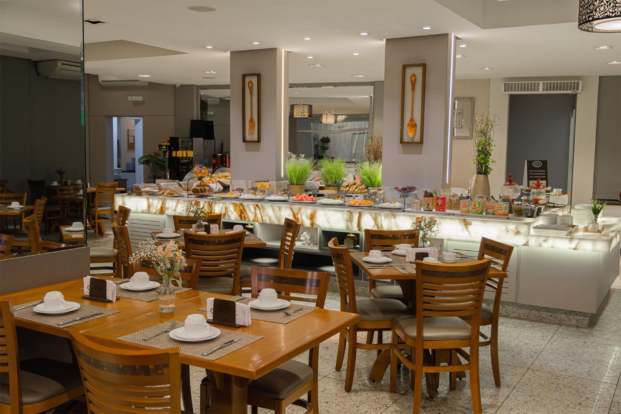 Hotel Marimar The Place บัลเนอาริโอ กังโบริว ภายนอก รูปภาพ